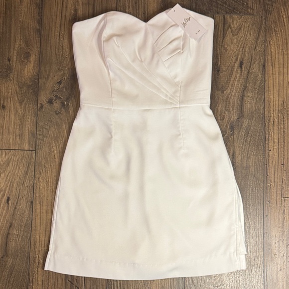 Lilly Pulitzer Dresses & Skirts - Lilly Pulitzer Strapless White Dress